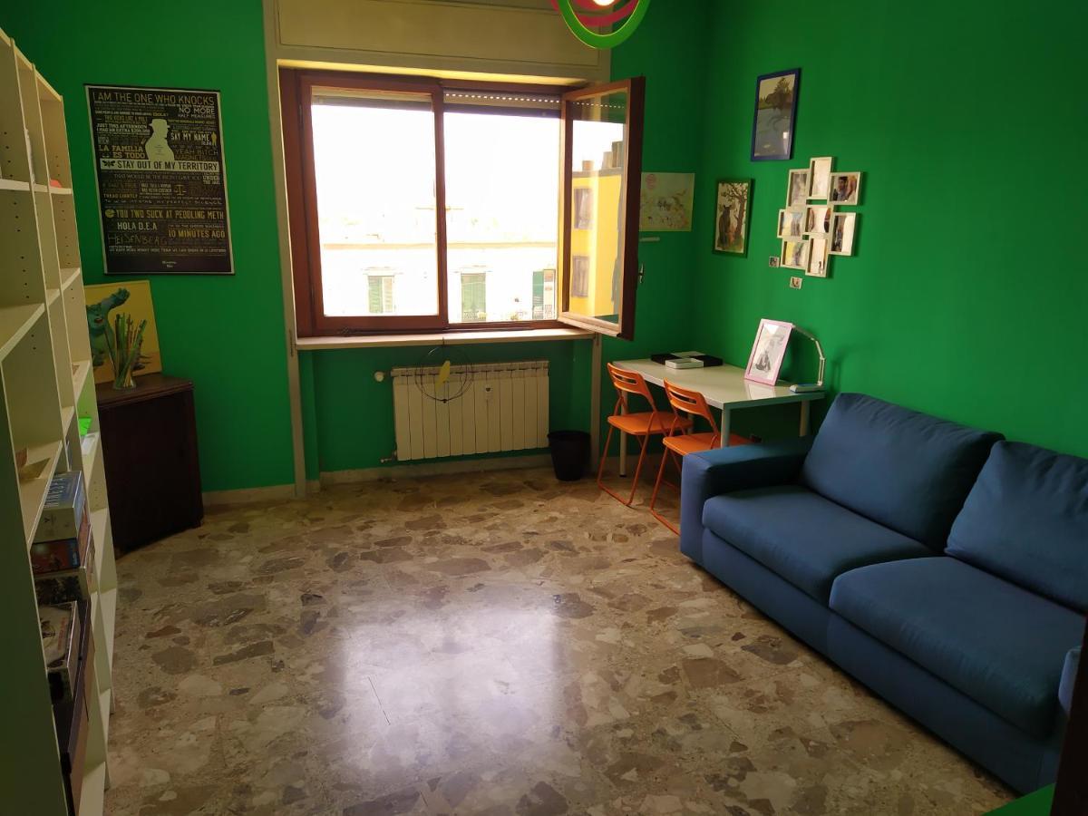 Vesuvio Corner - Spacious And Colorful Apartment In San Giorgio, Very Close To Napoli, Ideal For Families And Groups, Close To Pompeii, Sorrento... San Giorgio a Cremano Exterior foto